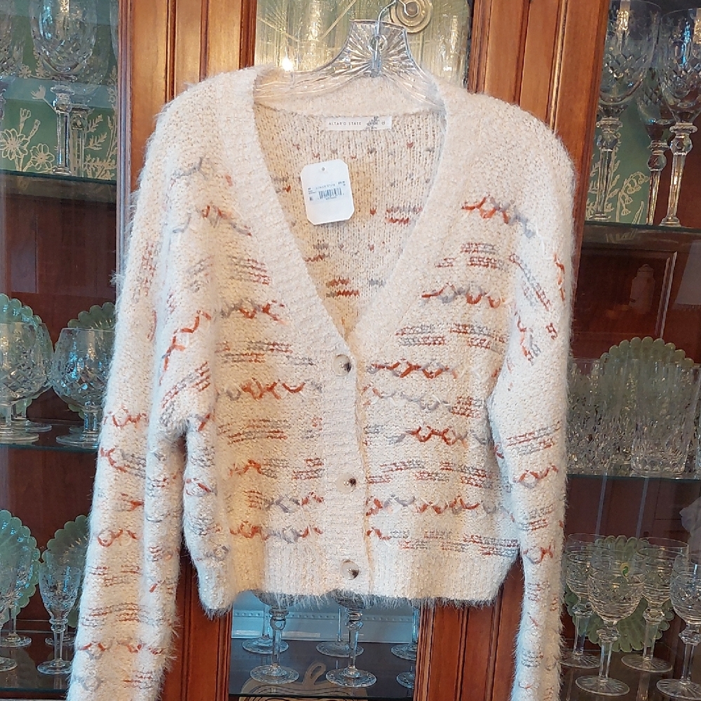 Soft Fuzzy Sweater, XS,NWT